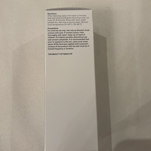 Vivier Ultra Purifying Clay Mask - Picture 3 of 4